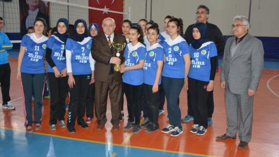 2015-2016 Eğitim-Öğretim Yılı 1.Dönem Kızlar Voleybol Final Maçı Müsabakası Yapıldı