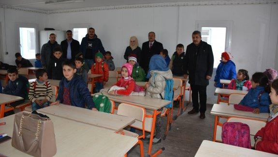 İl Milli Eğitim Müdürü Ahmet ALAGÖZ, Fırat Kalkanı Bölgesinde Eğitim Sorumlularıyla Toplantı Yaptı.