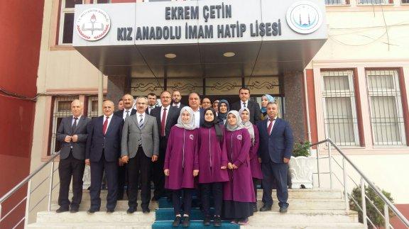 Vali Dr.Mehmet TEKİNARSLAN Ekrem Çetin Kız Anadolu İmam Hatip Lisesini Ziyaret Etti