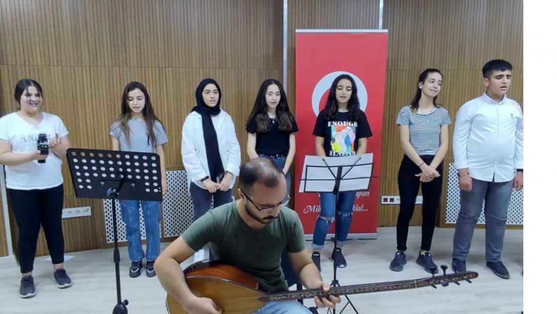 Mehmet Abdi Bulut Güzel Sanatlar Lisesi ve Bilim Sanat Merkezi Öğrencilerinden Yıl Sonu Etkinlikleri