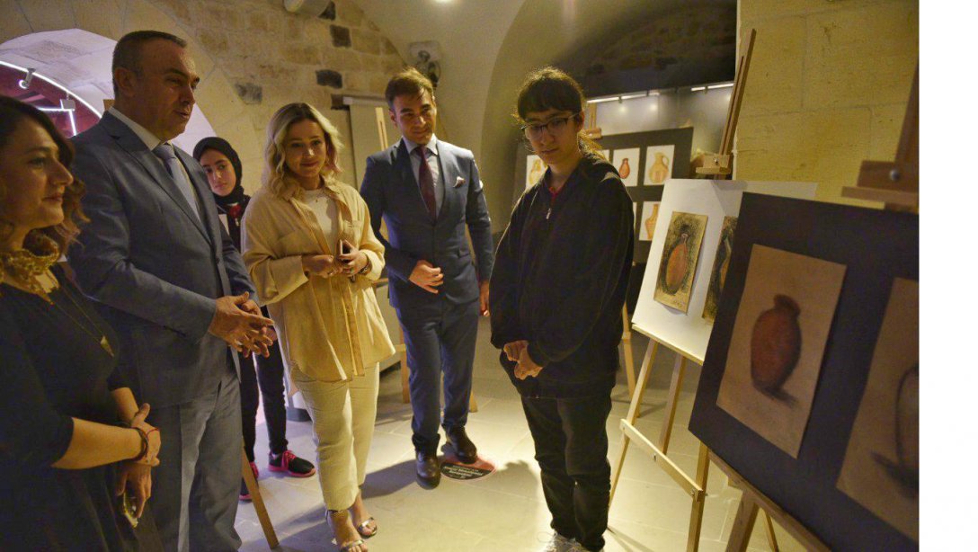 Mehmet Abdi Bulut Güzel Sanatlar Lisesi Öğrencilerinden  Resim Sergisi