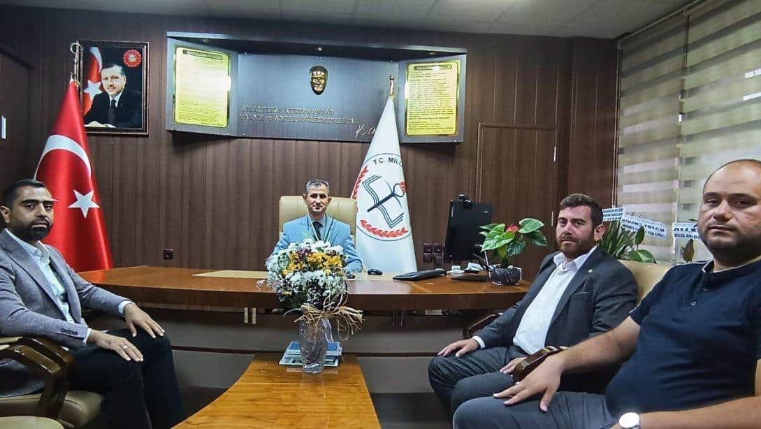 Hüdapar Kilis İl Başkanı Ali Kiriş ve Yönetim Kurulu Üyeleri, Müdürümüz Sayın Abdulkadir ALTAY'ı Ziyaret Ettiler 