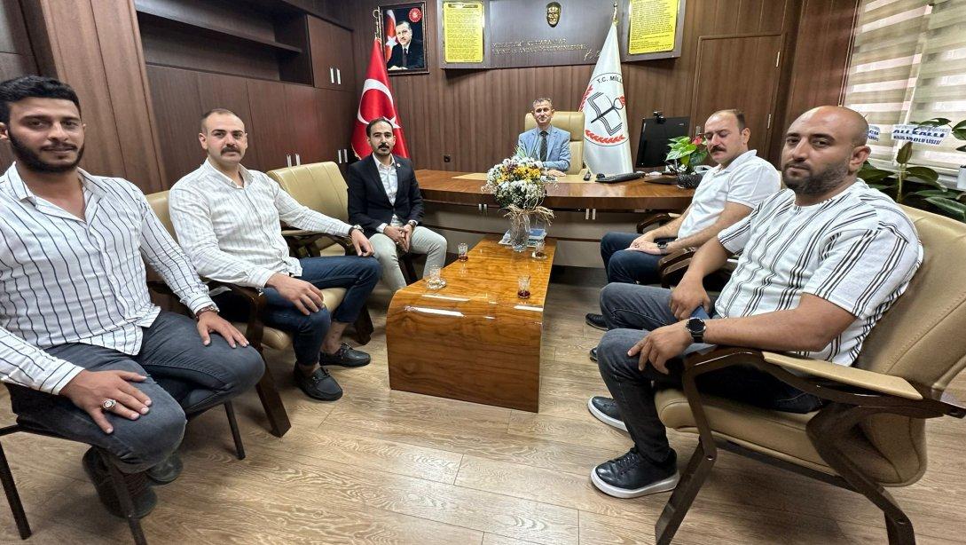 Ülkü Ocakları İl Başkanı Murat Sevengül ve Yönetim Kurulu Üyeleri,İl Müdürümüz Sayın Abdulkadir ALTAY'ı Ziyaret Ettiler