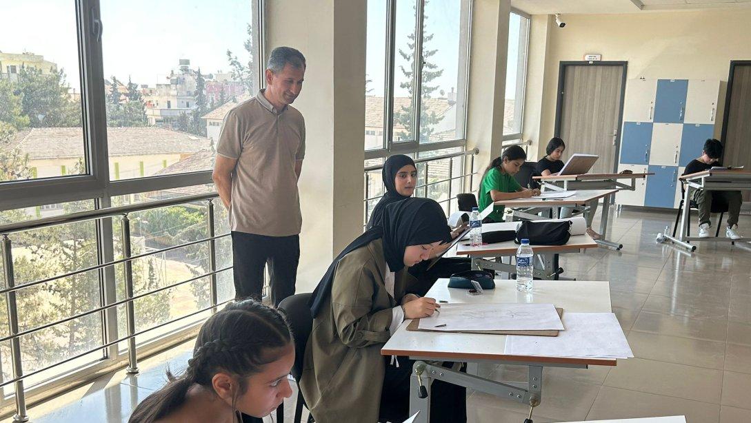 İl Milli Eğitim Müdürümüz, Mehmet Abdi Bulut Güzel Sanatlar Lisesi Seçme Sınavı Uygulamalarına Katıldı 