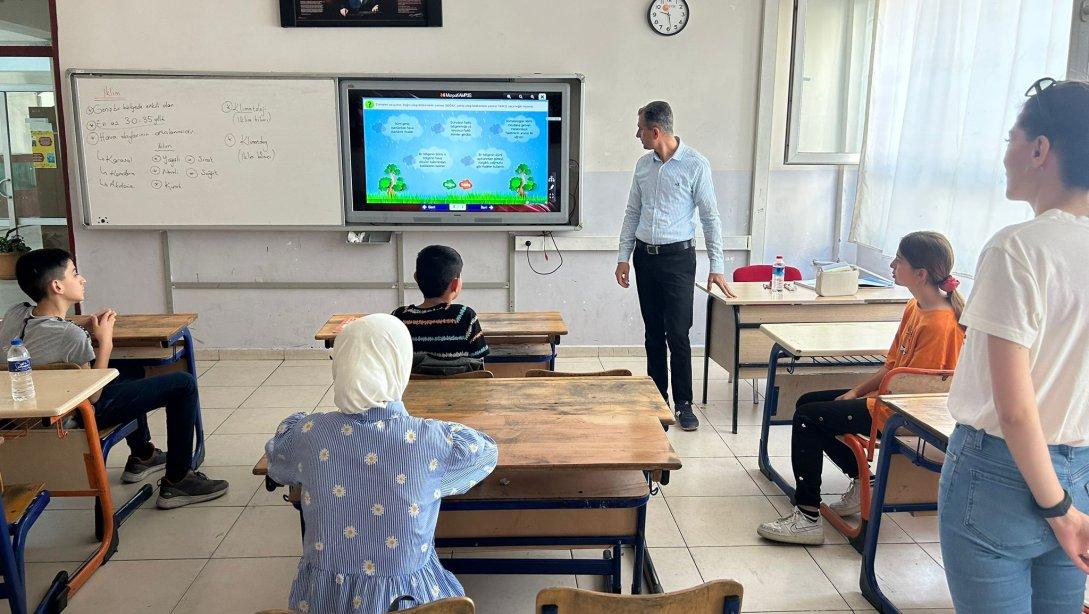 İl Milli Eğitim Müdürümüz Sayın  Abdulkadir ALTAY, Mehmet Akif Ersoy Ortaokulunda DYK Kurslarını Denetledi