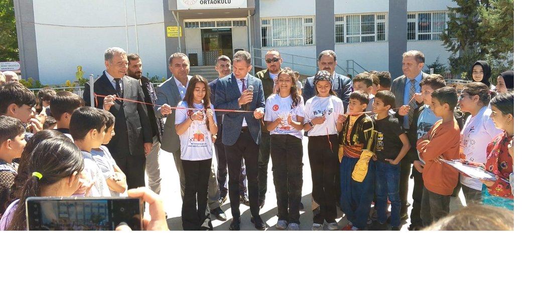Nihat Başoğlu Ortaokulu'nda TÜBİTAK Bilim Fuarı Düzenlendi